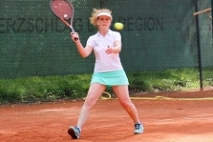 Claudia